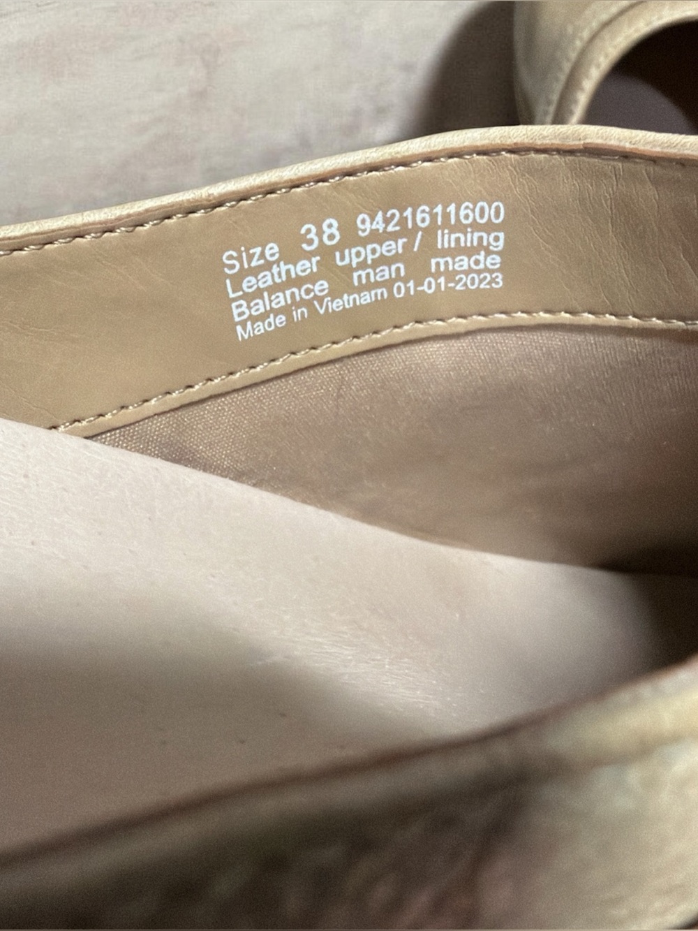 NWOT Dansko Berry Mule Clog Distressed Tan Size 38 - Picture 4 of 7